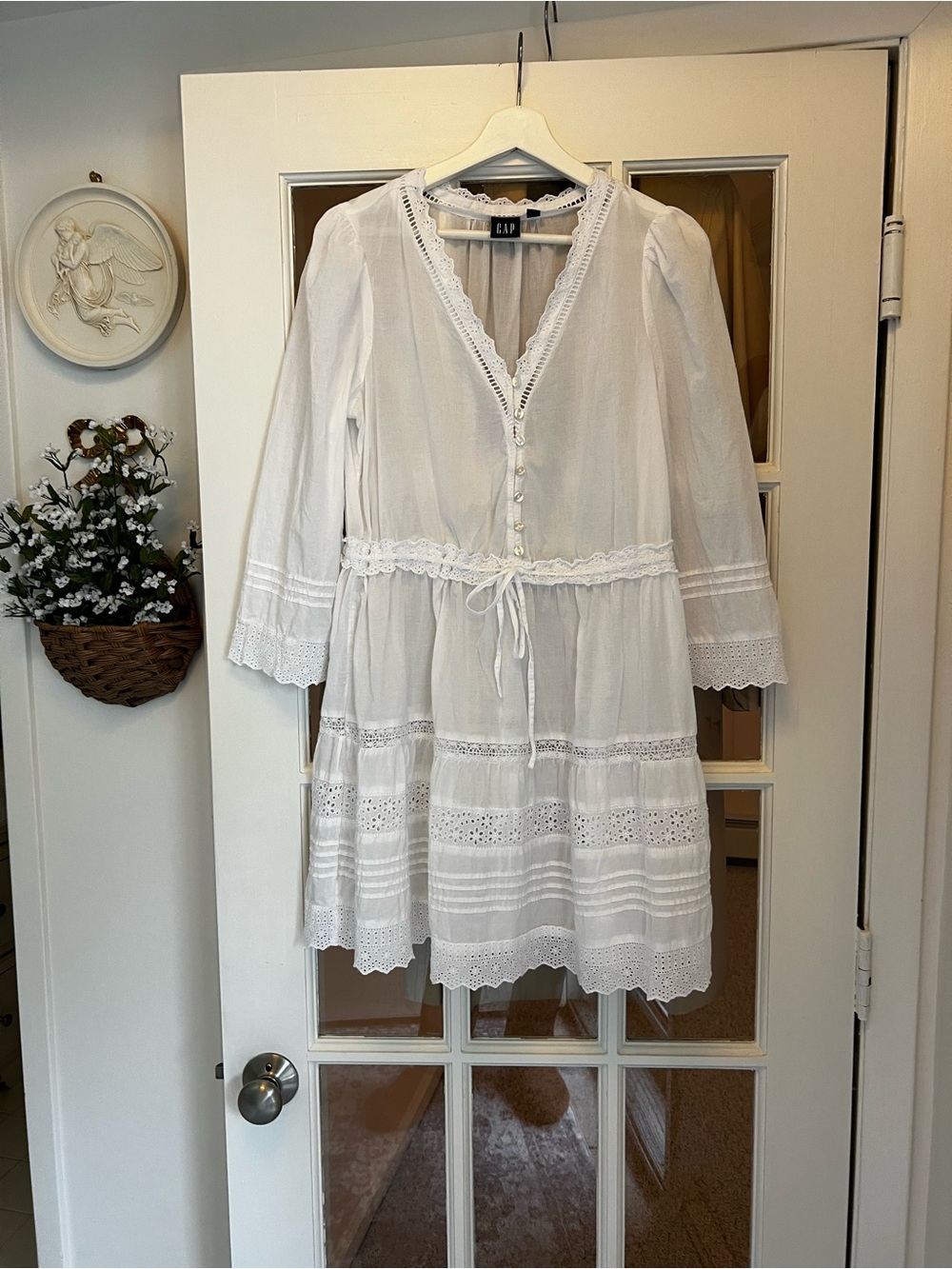 GAP White Eyelet Lace-Trim Long Sleeve Button Dress